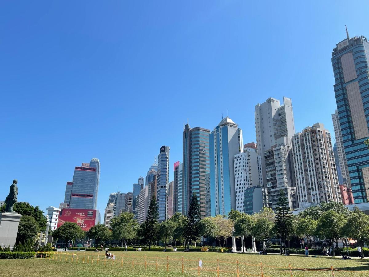 Готель Ramada Hong Kong Harbour View Екстер'єр фото