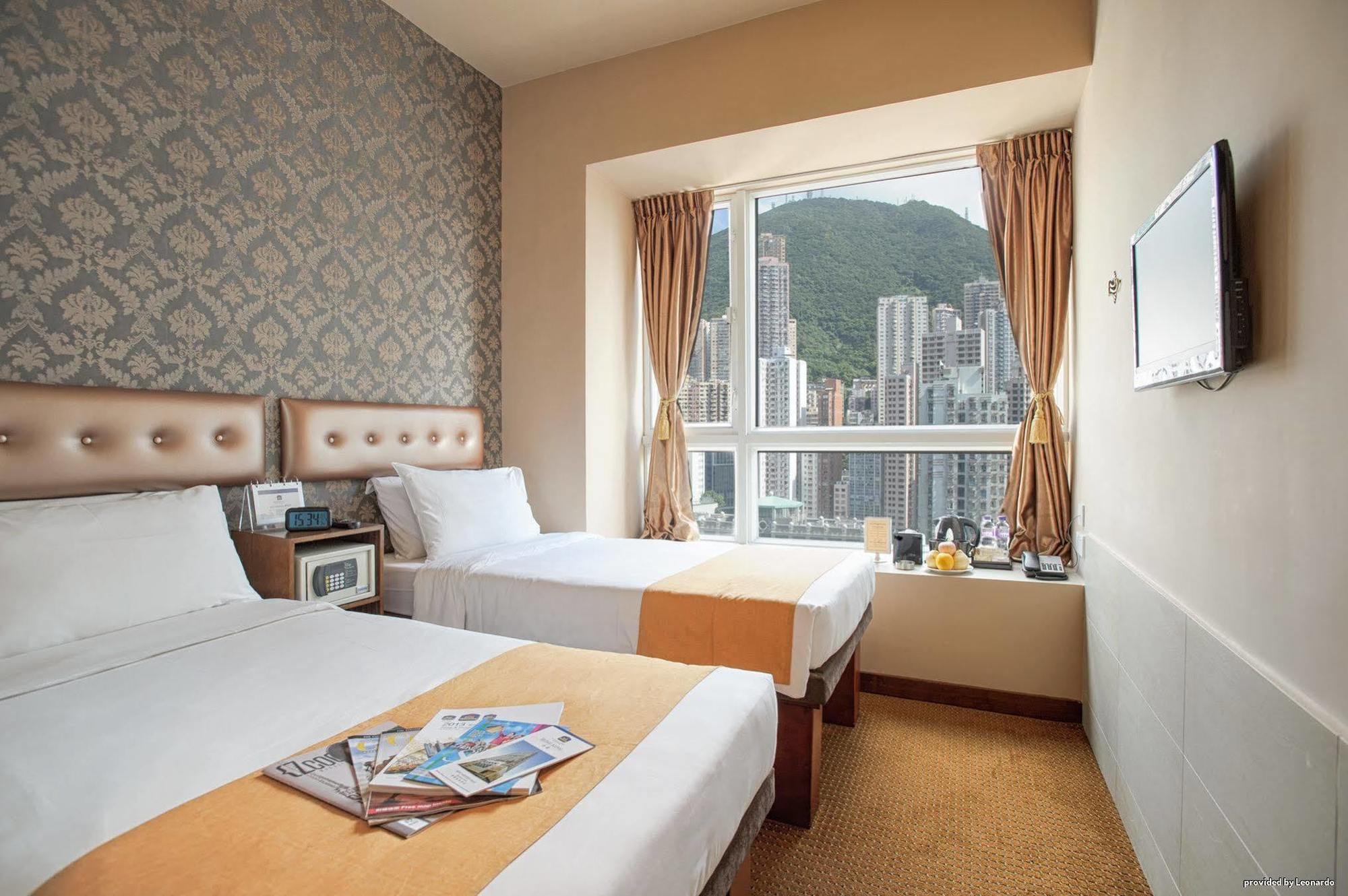 Готель Ramada Hong Kong Harbour View Екстер'єр фото